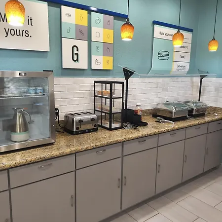 Garner Hotel Tyler Southwest By Ihg-2