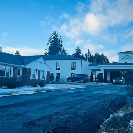 Hotel M Mount Pocono-3