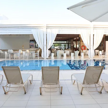 Senator Hotel Apartments - Adults Only-3