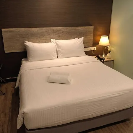 The Leverage Business Hotel-2