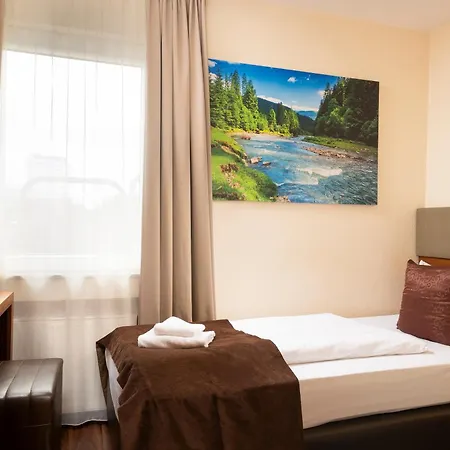 Hotel Frankfurt Messe-3