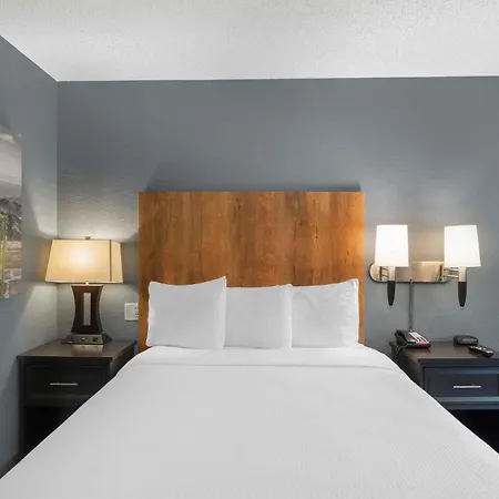 Extended Stay America Premier Suites - Miami - Downtown Brickell - Cruise Port-2