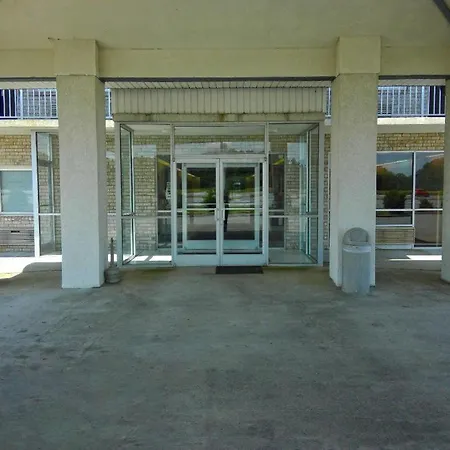 Americas Best Value Inn Kinston-3