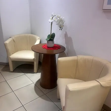 Hotel Am Flughafen-2