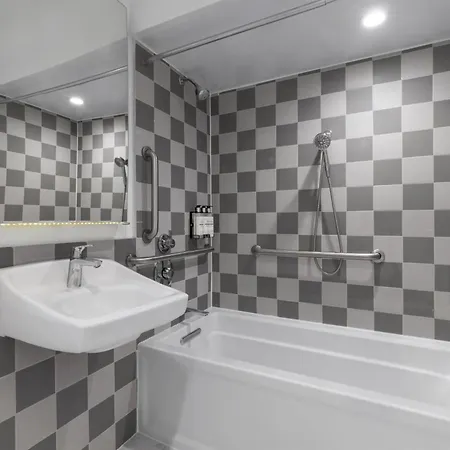 Best Western Premier Empire State Hotel-2