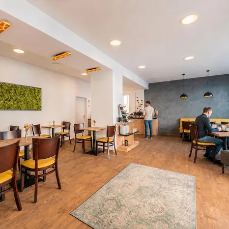 Gute Hoffnung Hotel Pforzheim-2