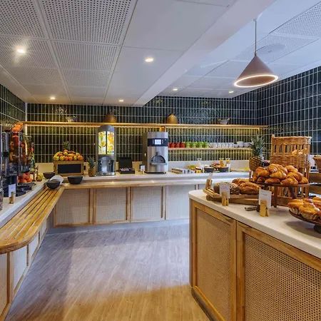 Ibis Styles Antibes-3