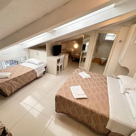 Hotel Leoni-2