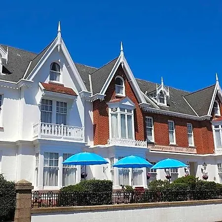 Runnymede Court Hotel-2