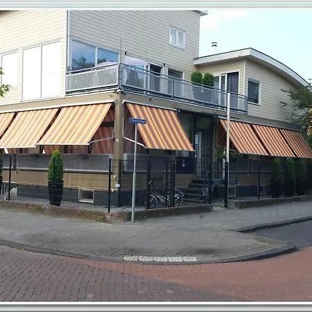 Hotel Holland Lodge-2
