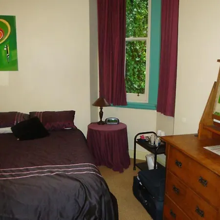 Hulmes Court Bed And Breakfast-2