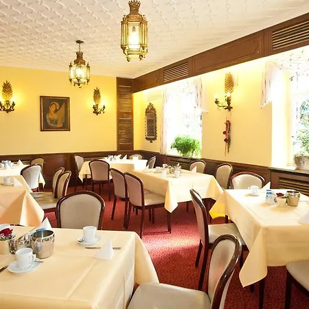 Hotel Strauss-3