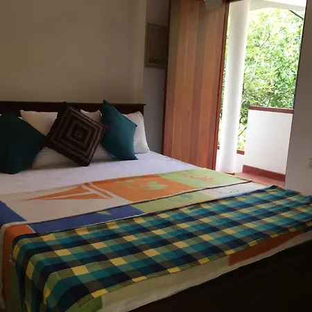 Hanthana Jungle View Holiday Home-3