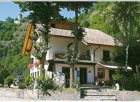 Burgfrieden-2
