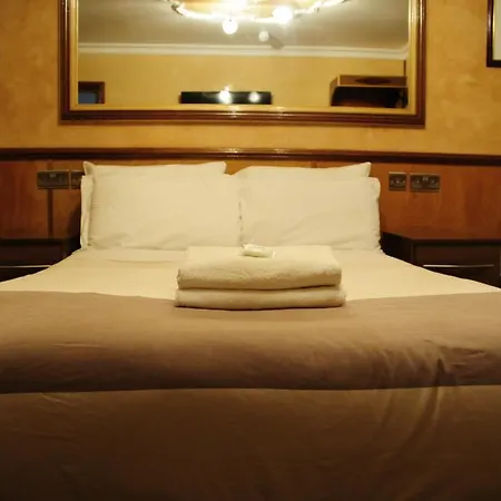 Cricklewood Lodge Hotel-3