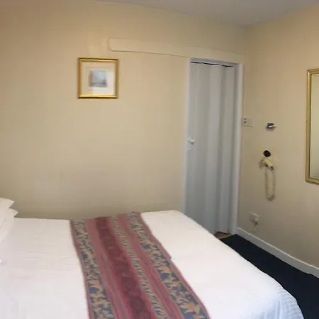 Arkaig Guest House-3