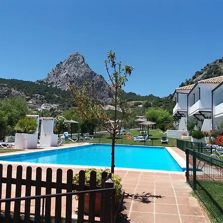 Villa Turistica De Grazalema-3