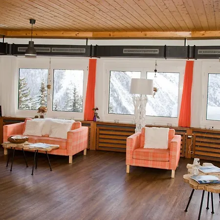 Chamanna Bed & Breakfast-3