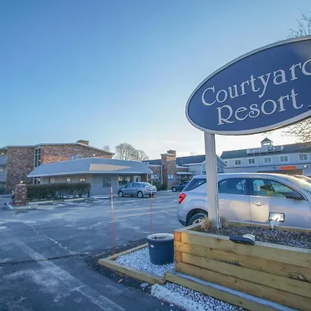 Courtyard Resort-3