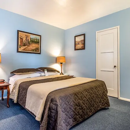 Wilshire Motel-2
