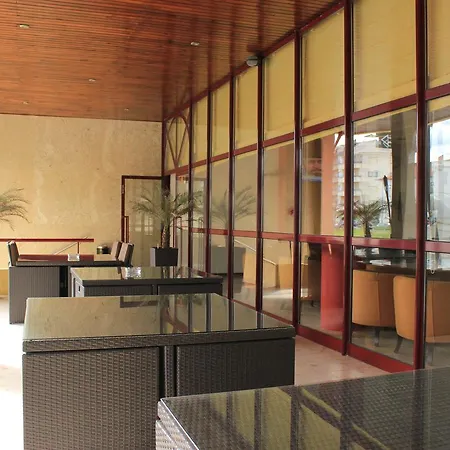 Hotel M-2