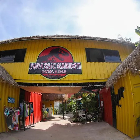 Jurassic Garden-2