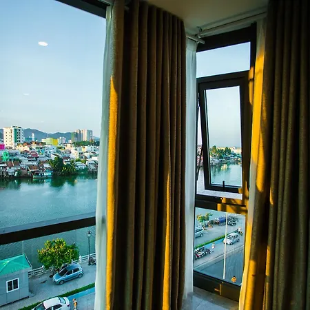 Moonlight Bay Hotel & Apartment-3