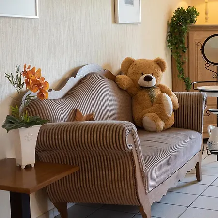 Hotel Garni Zum Grünen Baum-3