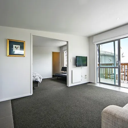 Kohimarama Beach Bed & Breakfast-2