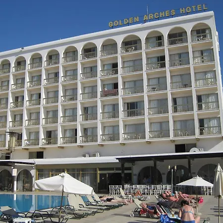 Golden Arches Hotel-3