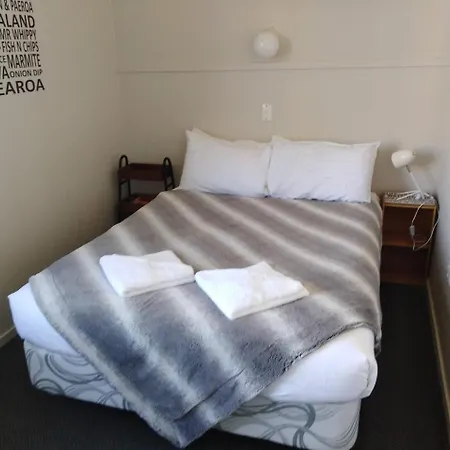 Hokitika Pioneer Hotel-3