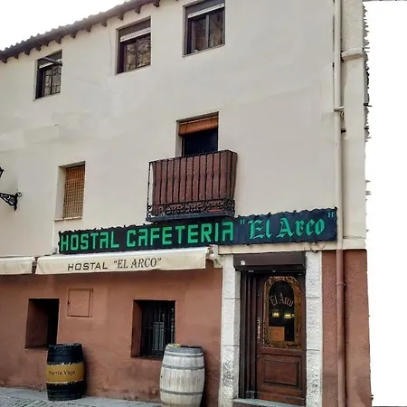 Hostal El Arco-3