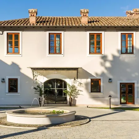 Favilla Hotel Di Charme-3