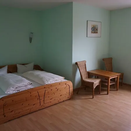 Hotel am Bahnhof-2