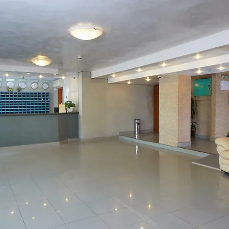 Hotel Yantra-2