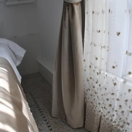 Ida Chambres D'Hotes B&B-2