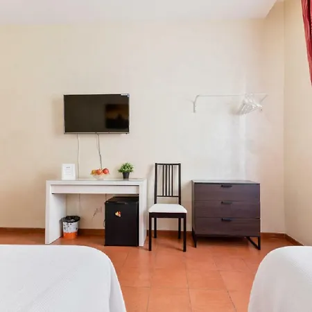 Roma Enrico Guesthouse-3