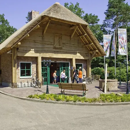 Oostappen Vakantiepark Arnhem BV-3