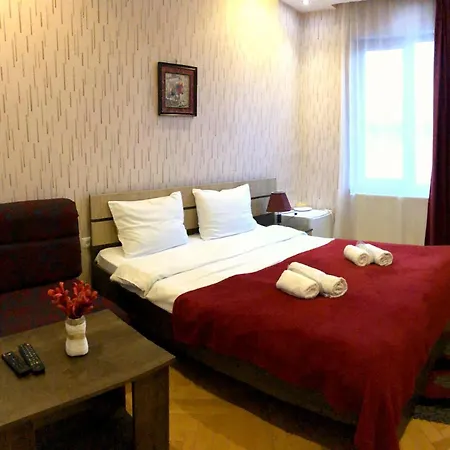 Bonus Hotel-3