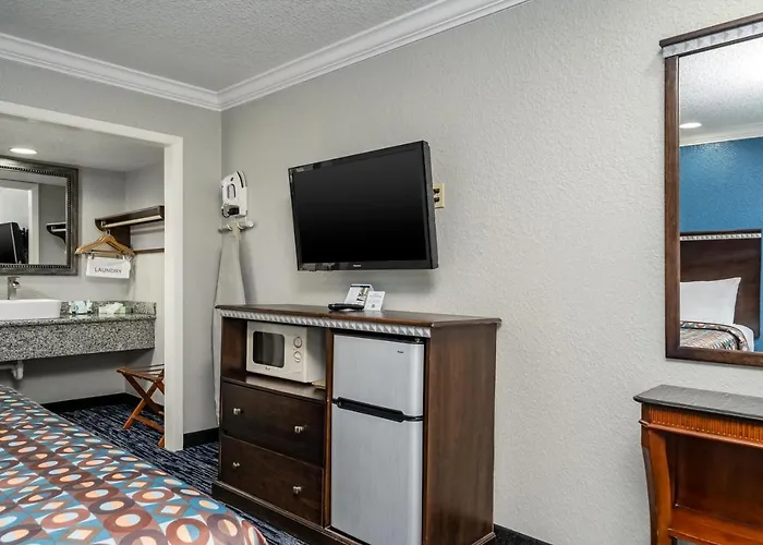 Gatortown Inn