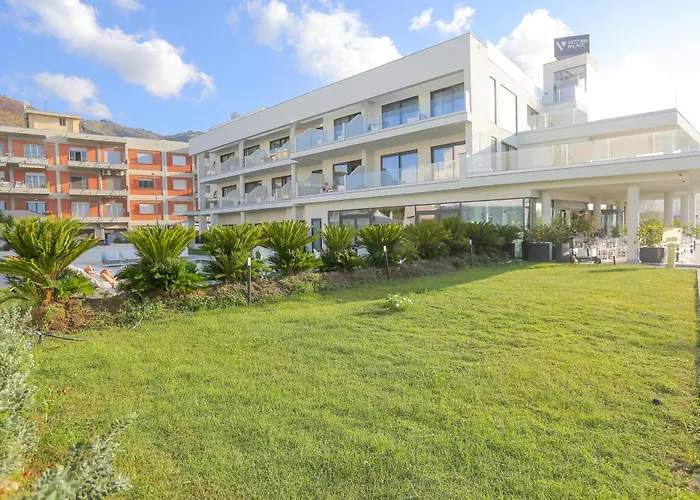 Resort: Victoria Palace Cefalù