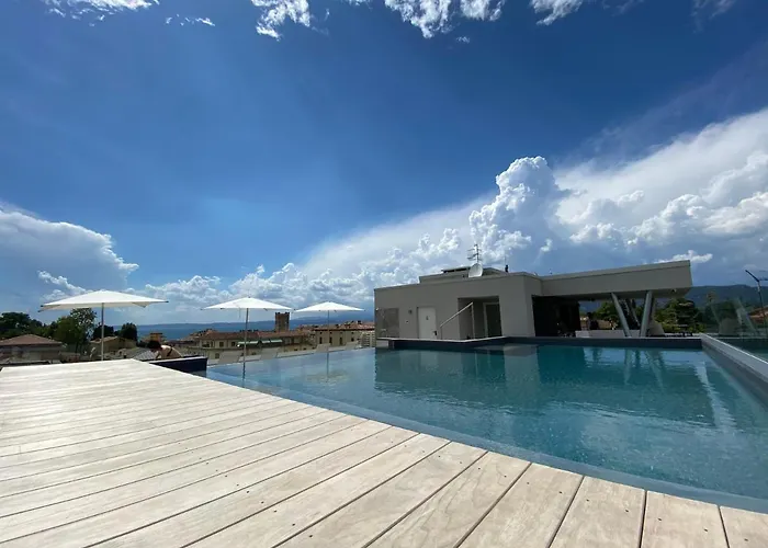 Boutique hotel only: Solho Hotel