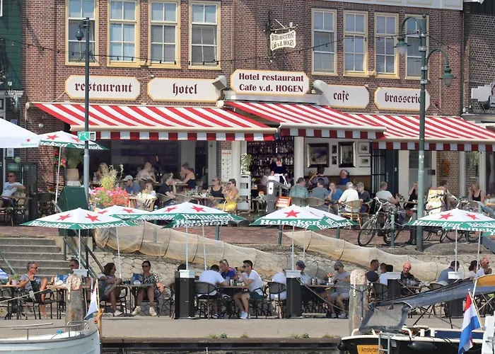 Hotel Cafe Restaurant Van Den Hogen