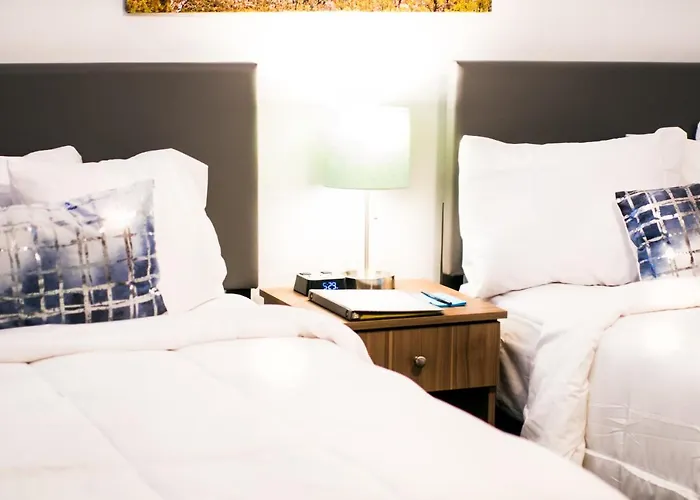 Blue Sage Inn & Suites