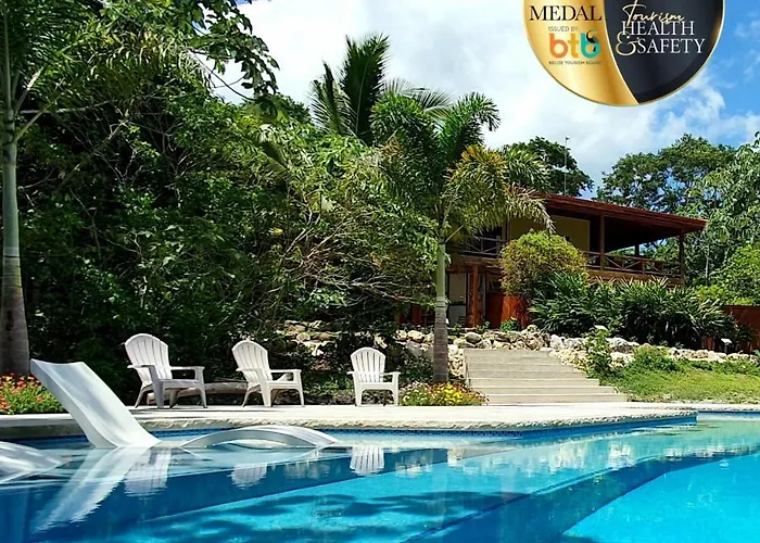 Villa with pool Vanilla Hills Resort