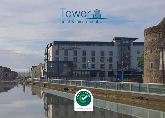Hotel with Tennis: Tower Hotel & Leisure Centre