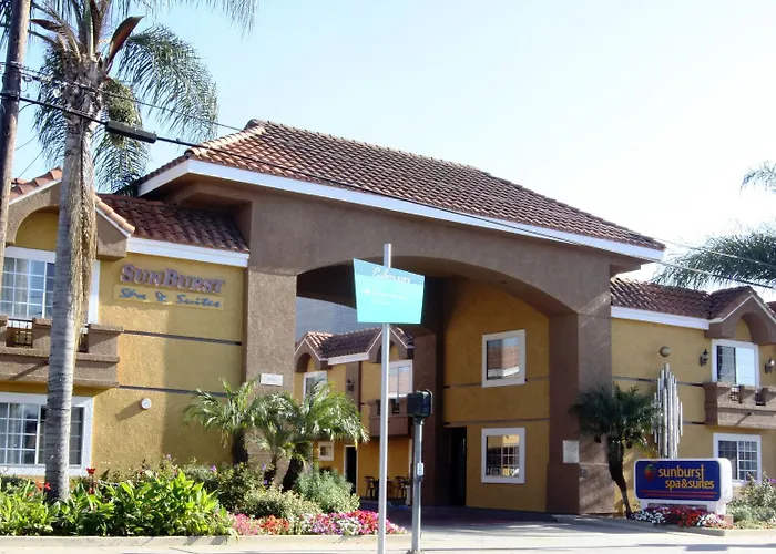 Motéis Sunburst Spa & Suites