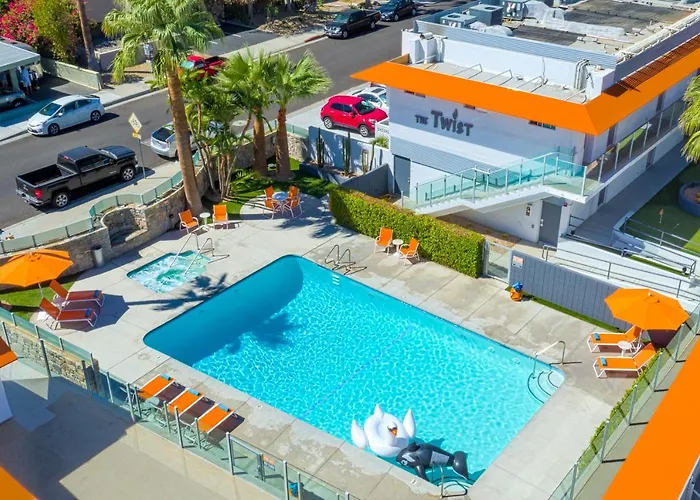 Hotels Close to Airport Twist Palm Springs