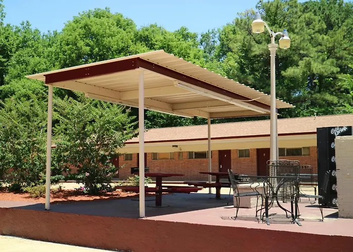 University Motel