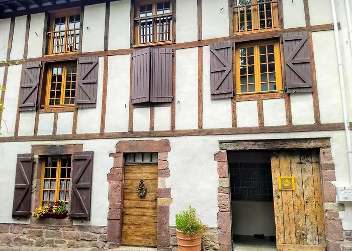 Gite de la Porte Saint Jacques: a hostel for pilgrims